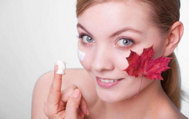 幾萬網(wǎng)友選出的秋季護(hù)膚指南，你可別再錯了